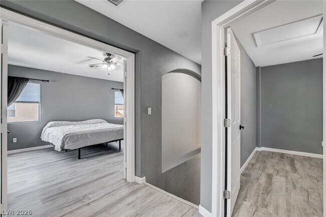 Building Photo - 6861 Sweet Pecan St