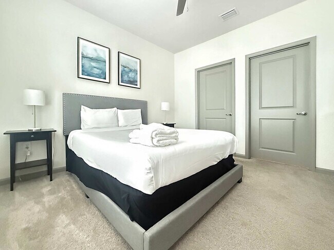 Building Photo - 1515 Flournoy Lp