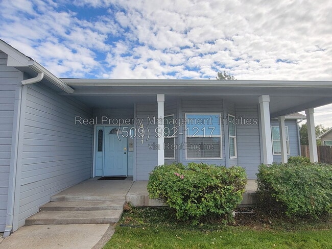 Building Photo - 4111 Joshua Dr
