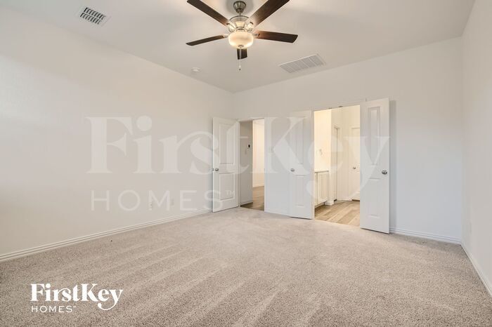 Building Photo - 2524 Goodrich Rd