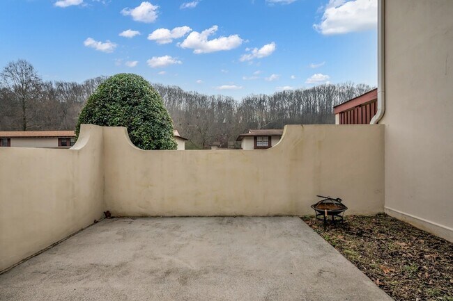 Building Photo - 214 Old Hickory Blvd