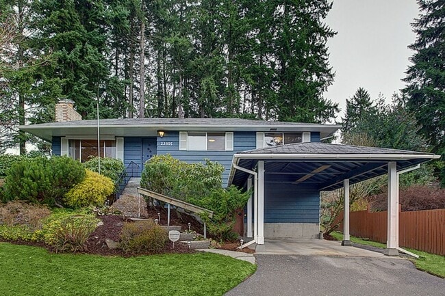 Primary Photo - 5Bd/1.75Ba Mountlake Terrace House
