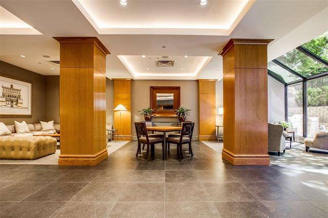 Building Photo - 3030 McKinney Ave