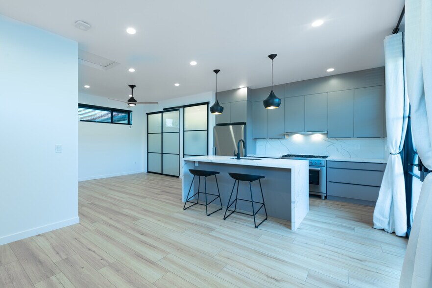 Building Photo - 18740 Merridy St