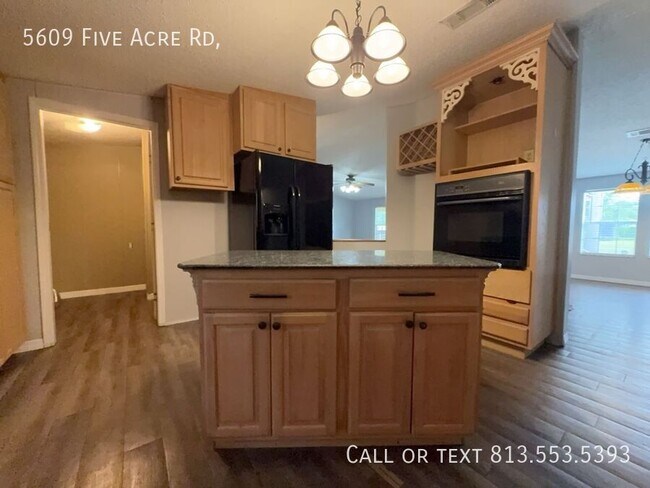 Building Photo - 5609 Five Acre Rd