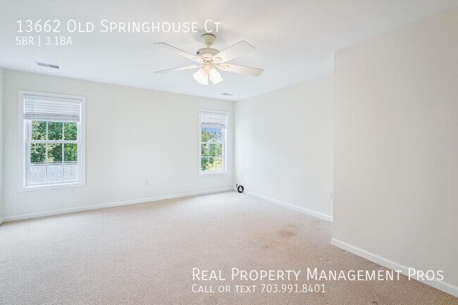 Building Photo - 13662 Old Springhouse Ct