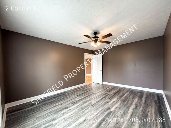 Building Photo - 2 Cotton Ct