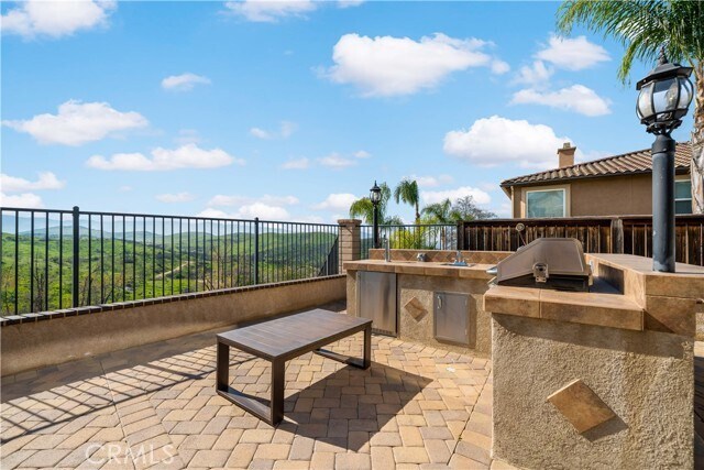 Building Photo - 16423 Village Meadow Dr