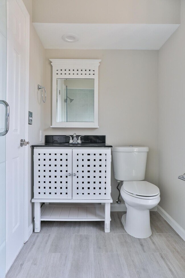 Building Photo - 5423 Rilian Ct