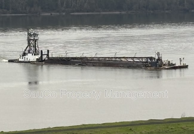 Building Photo - 344 S 2nd St