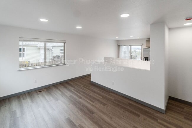 Building Photo - 3519 E 17th Ave