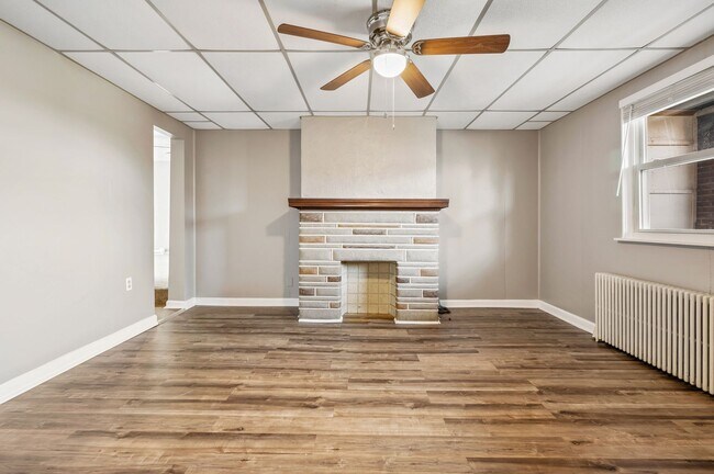 Building Photo - Updated 3 bedroom in Elliot Minutes from the West End Overlook!