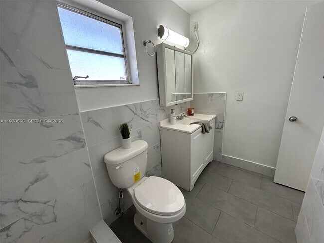 Building Photo - 7426 SW 82nd St