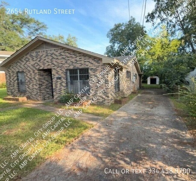 Building Photo - 2654 Rutland St