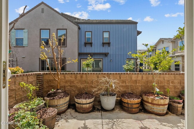 Building Photo - 122 Red Brick Dr