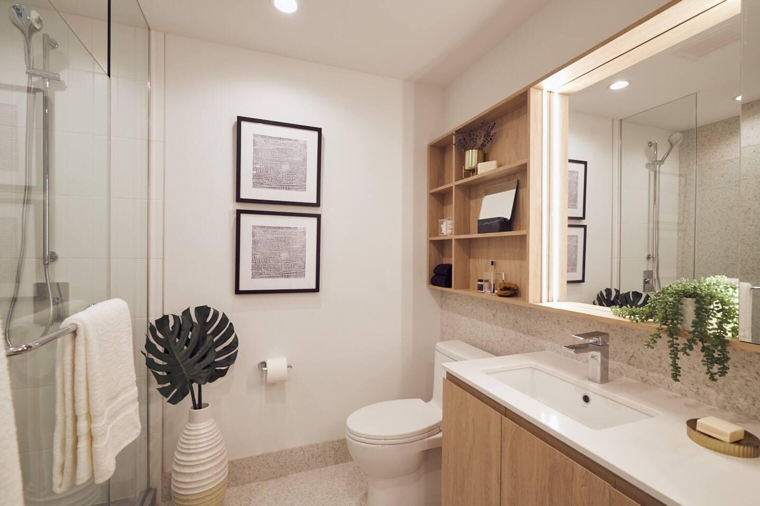 Building Photo - 360 W Illinois St