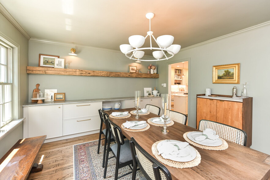 Building Photo - 5939 Gladden Dr