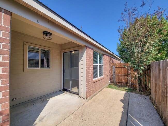 Building Photo - 19615 Mackinaw Isle Ct