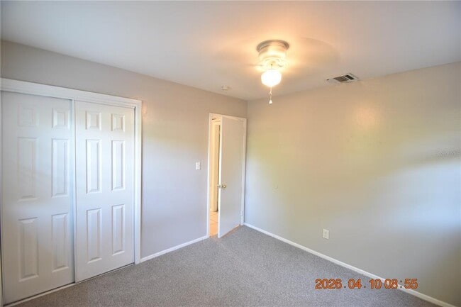 Building Photo - 10922 Hyacinth Ave