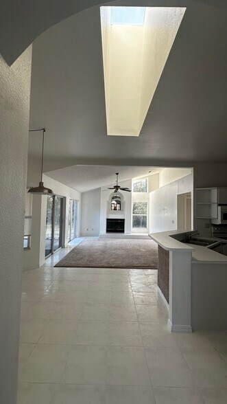 Building Photo - 5749 Cactus Cir