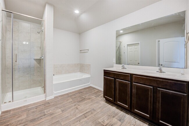 Building Photo - 13989 Leigh Lake Ln