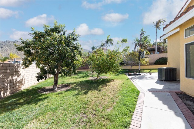 Building Photo - 21219 Lands End