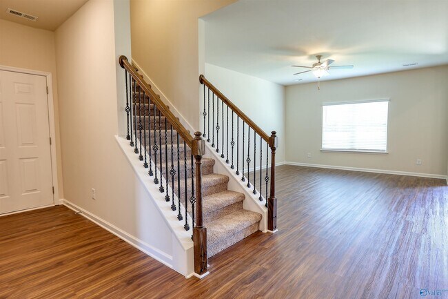 Building Photo - 13918 Hickory Brk Rd