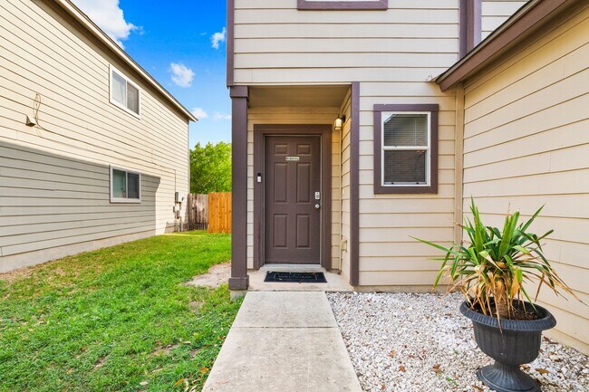 Building Photo - 10034 Southern Sun