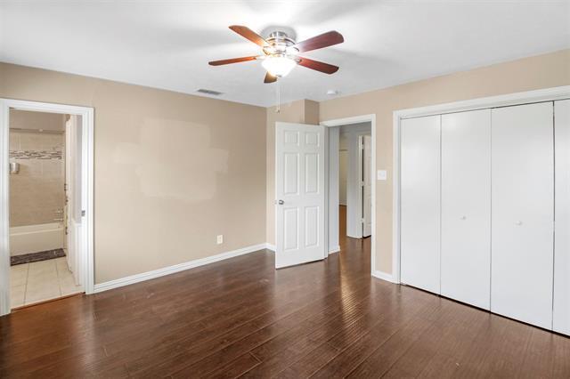 Building Photo - 2425 Lakeview Cir