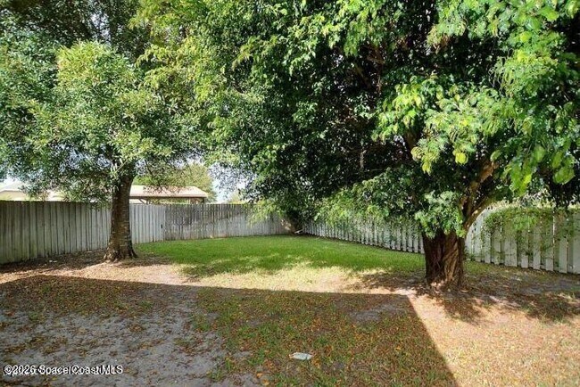 Building Photo - 704 Samuel Chase Ln