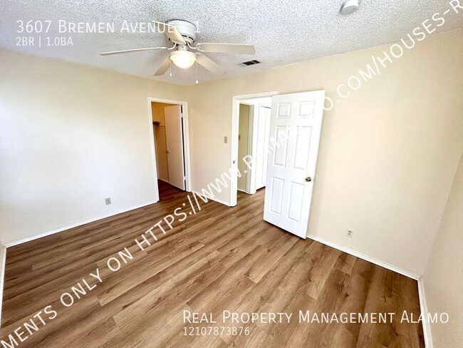 Building Photo - **APPLICATION RECEIVED** *MOVE IN SPECIAL!...