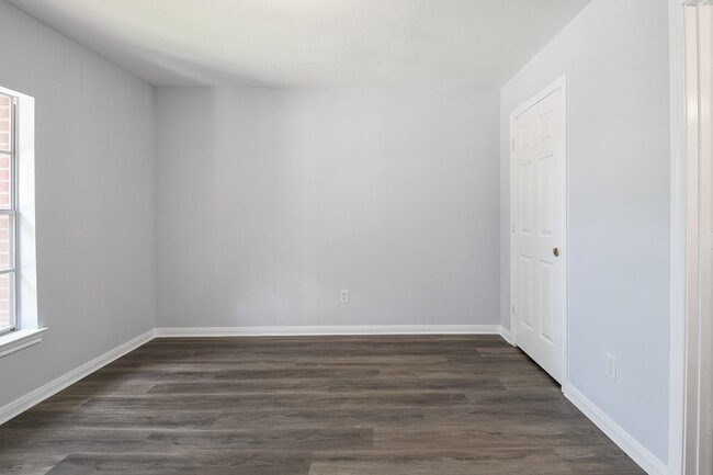 Building Photo - 13619 San Martin Ln