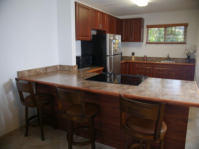 Building Photo - 2769 Garden Dr S