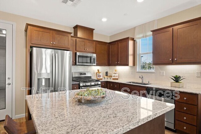 Building Photo - 4429 Rhone Walk