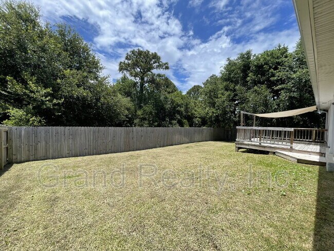 Building Photo - 1367 Sea Grv Ct