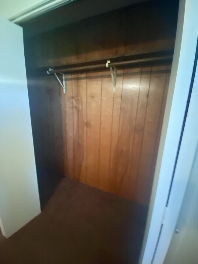 Building Photo - The Homestead 220