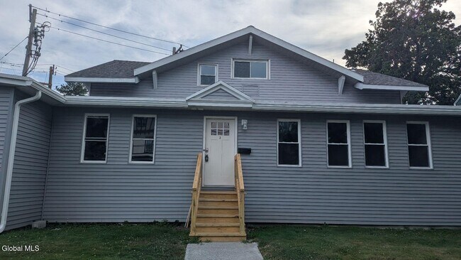 Building Photo - 4 Ten Eyck Ave