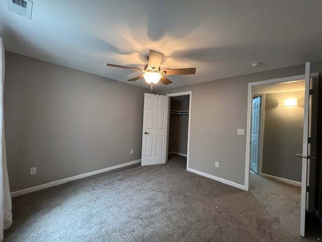 Building Photo - 4717 S Pointe Dr