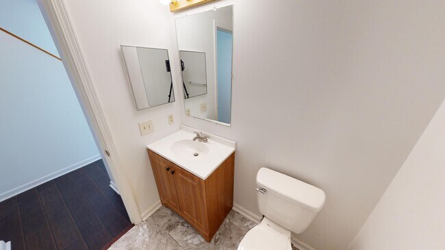 Building Photo - 2229 Symmes St