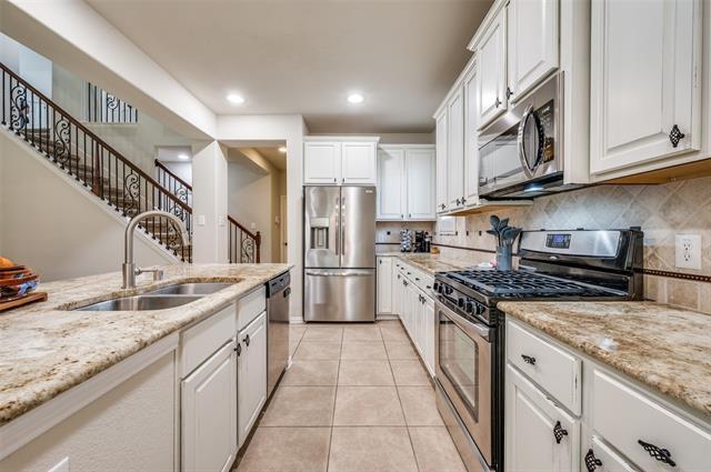 Building Photo - 5312 Grovewood Dr
