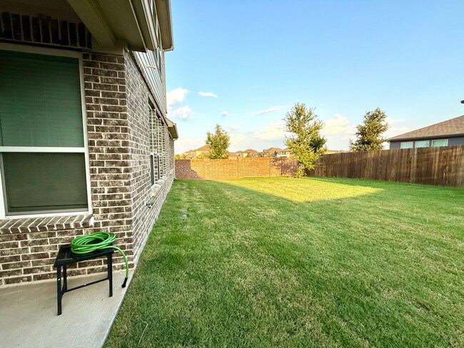 Building Photo - 3205 Simmental Dr