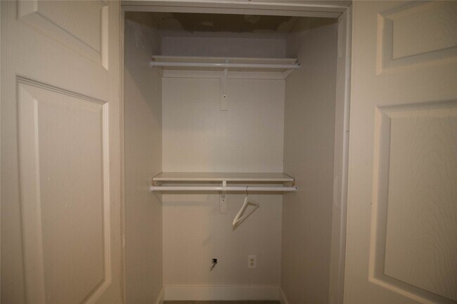 Building Photo - 1318 Ragsdale Ln