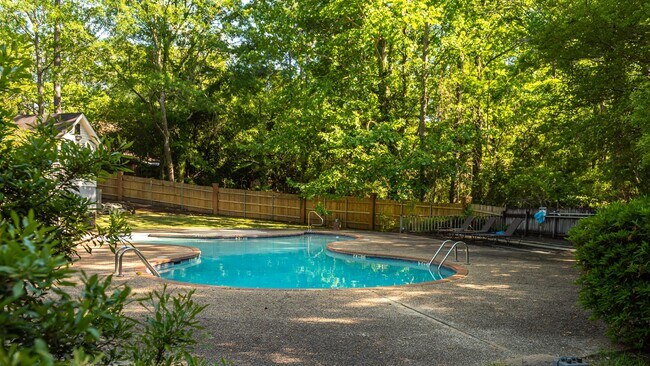 Primary Photo - Woodshire Duplexes & Townhomes