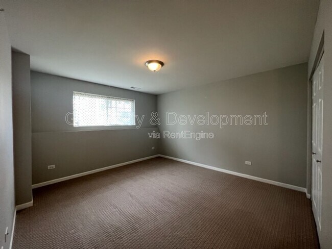 Building Photo - 4435 Monroe Ct