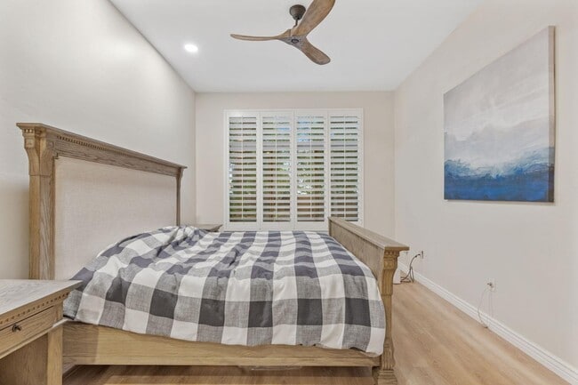 Building Photo - 14450 N Thompson Peak Pkwy