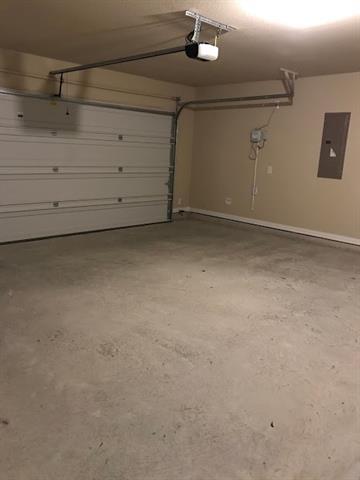 Building Photo - 2105 Washington Park Way