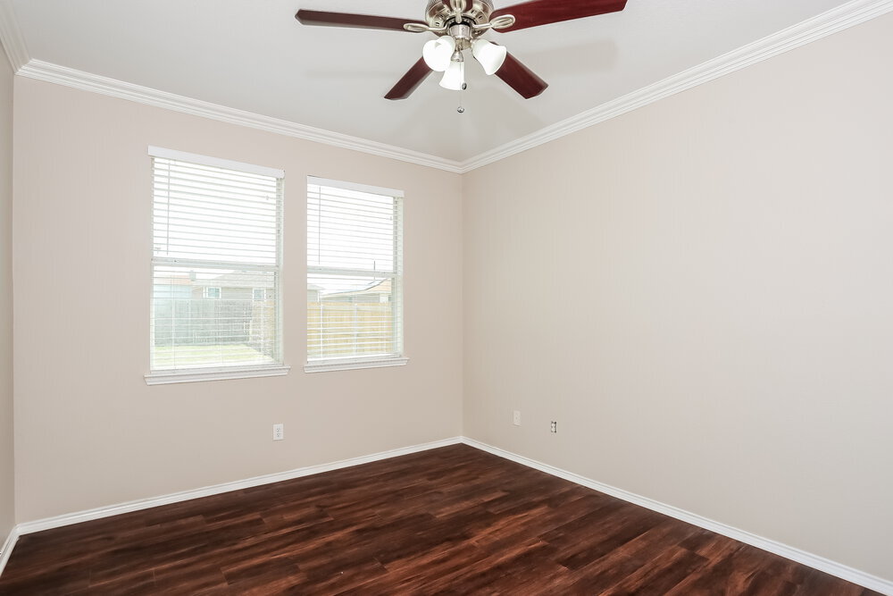 Building Photo - 1008 Buffalo Springs Dr
