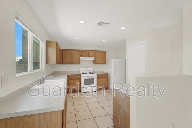 Building Photo - 2022 Peacemaker Rd