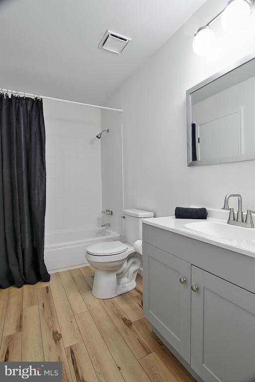 Building Photo - 2705 Walnut Ridge Dr