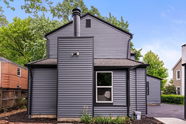 Building Photo - 2583 Wexford Rd